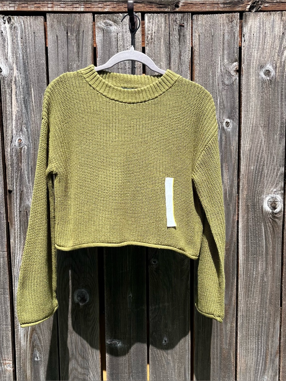 Wild Fable moss green long sleeve cropped knit rolled hem sweater size small